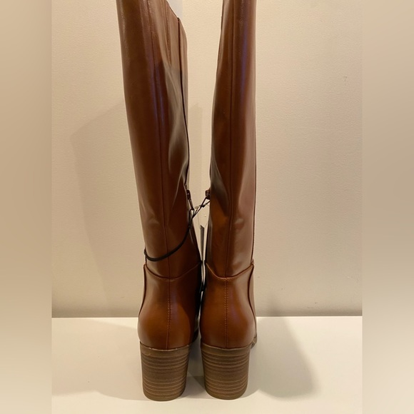 Universal Thread, Sz 9.5, Tall Brinley Cognac Boots - NWT - Picture 7 of 11